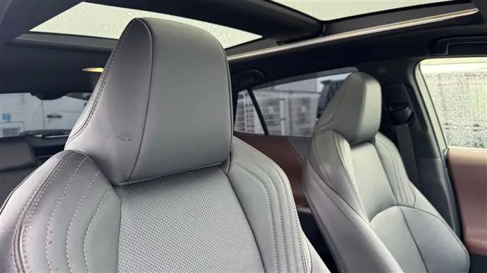 Toyota Harrier Hybrid E-Four Z 2022 — миниатюра 3