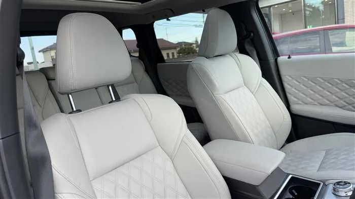 Mitsubishi OUTLANDER PHEV P 2023 — миниатюра 3