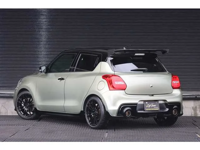 Suzuki Swift 2023 — миниатюра 2