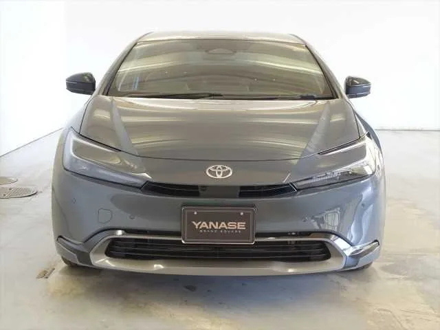 Toyota Prius 2024 — миниатюра 2