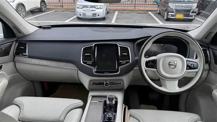 Volvo XC90 T8 AWD 2022 — миниатюра 5