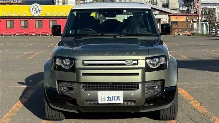 Land Rover Defender 90 SE P300 2023 — миниатюра 2