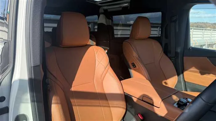 Toyota Vellfire Z 2024 — миниатюра 3