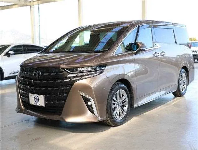 Toyota Alphard Z 2024 — фото 1, купить с доставкой в Москву