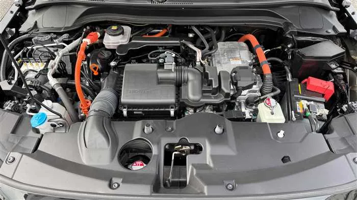 Honda VEZEL e:HEV Z 2023 — миниатюра 4
