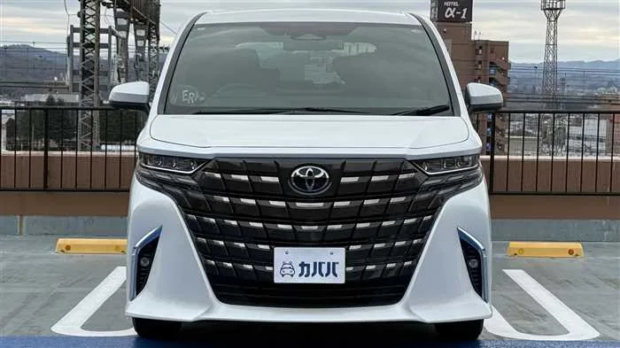 Toyota Alphard Z 2024 — миниатюра 2