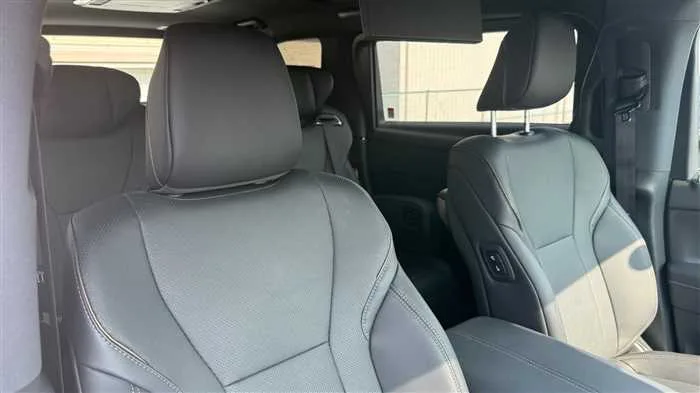Toyota Alphard Z 2026 — миниатюра 3