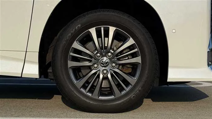 Toyota Voxy S-Z 4WD 2022 — миниатюра 5