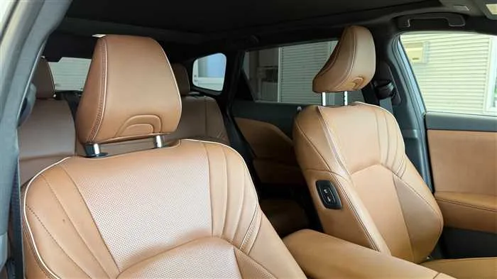 Toyota Crown Estate Z 2025 — миниатюра 3