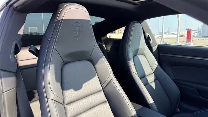 Porsche 911 PDK 2024 — миниатюра 3