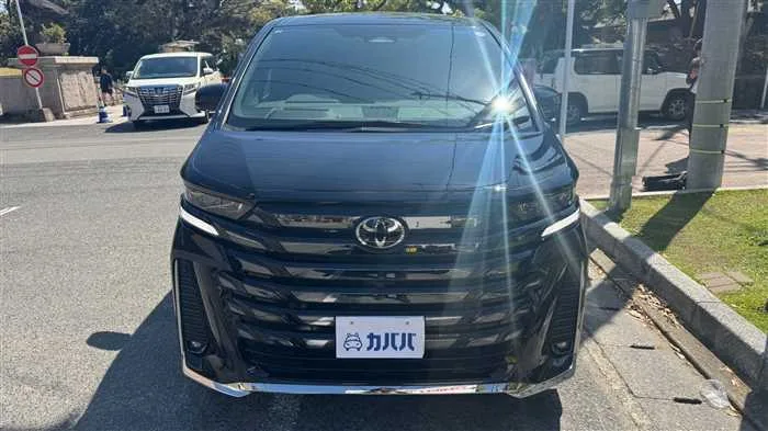 Toyota Vellfire Z 2023 — миниатюра 2