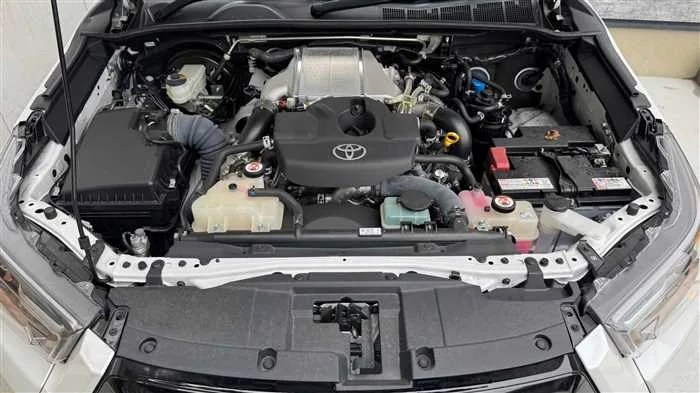 Toyota Hilux Z GR 2024 — миниатюра 4