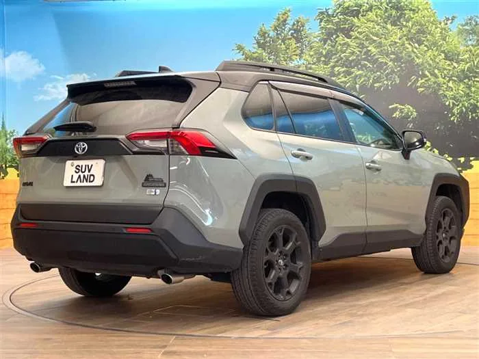 Toyota RAV4 2024 — миниатюра 3