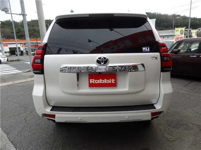Toyota Land Cruiser Prado TX 2022 — миниатюра 2