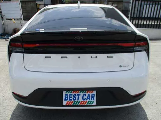 Toyota Prius 1.8 X 2023 — миниатюра 5