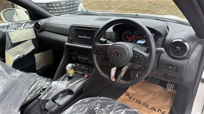Nissan Nissan GT-R 2025 — миниатюра 5