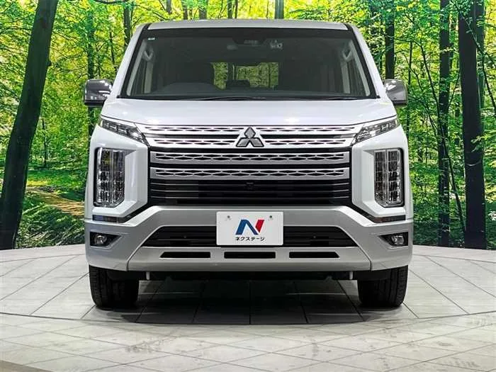 Mitsubishi Delica D5 2024 — миниатюра 3
