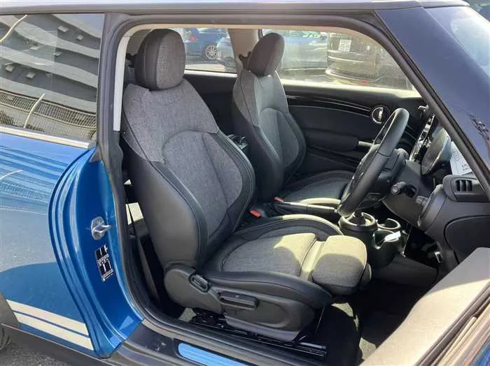 BMW MINI Cooper S 2023 — миниатюра 4