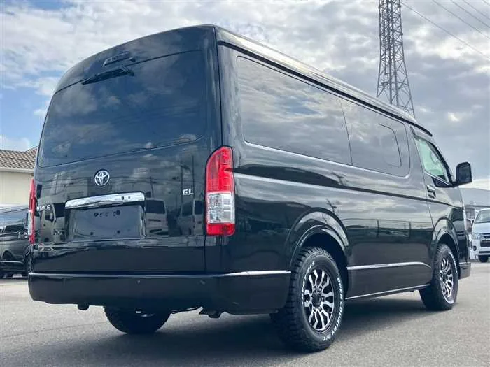 Toyota Hiace Wagon 2025 — миниатюра 2
