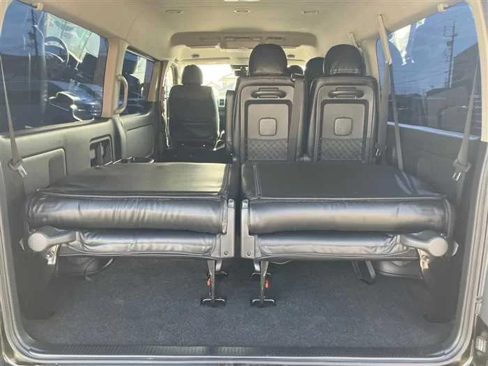 Toyota Hiace Wagon 2025 — миниатюра 4