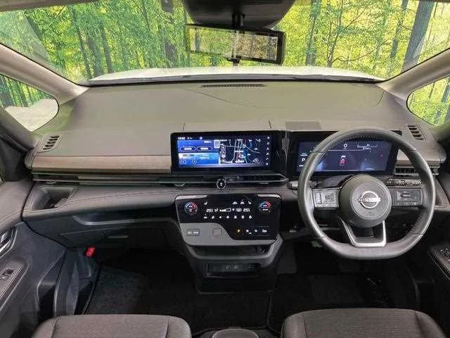 Nissan Serena 2024 — миниатюра 2