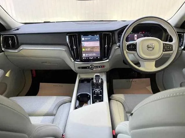 Volvo V60 2025 — миниатюра 2