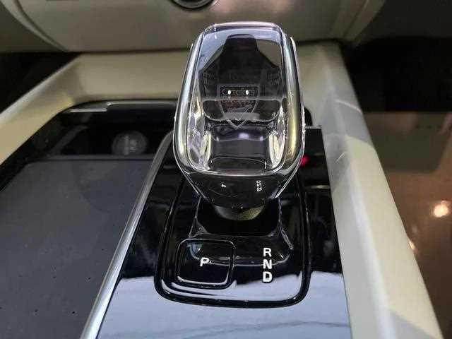 Volvo V60 2025 — миниатюра 4