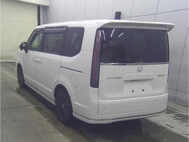 Honda Step WGN 2025 — миниатюра 2