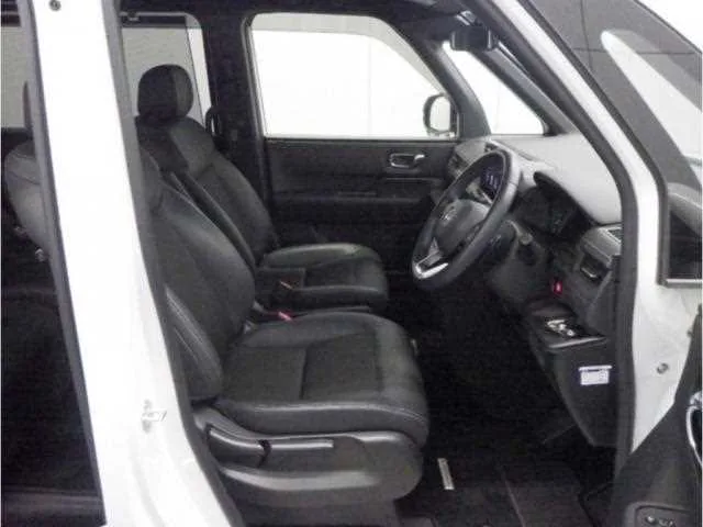 Honda Step WGN 2025 — миниатюра 3