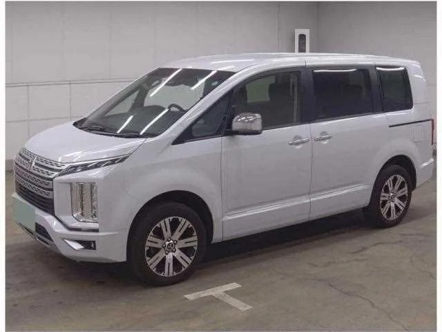 Mitsubishi Delica D:5 2024 — миниатюра 4