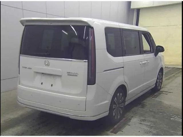 Honda Step WGN 2023 — миниатюра 2