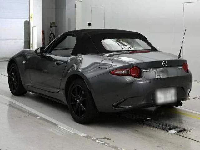 Mazda Roadster 2023 — миниатюра 2