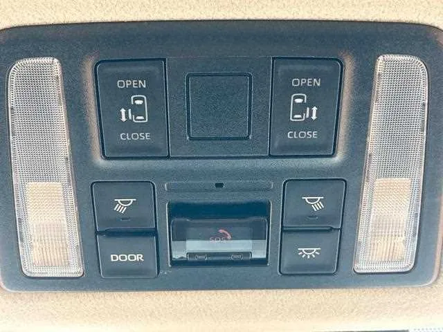 Toyota Noah 2022 — миниатюра 5