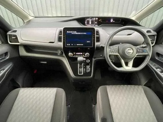 Nissan Serena 2022 — миниатюра 2