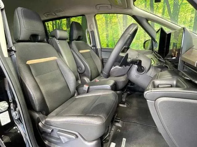Nissan Serena 2023 — миниатюра 5