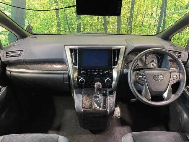 Toyota Alphard G 2022 — миниатюра 2
