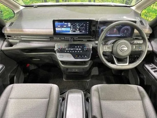 Nissan Serena 2024 — миниатюра 2