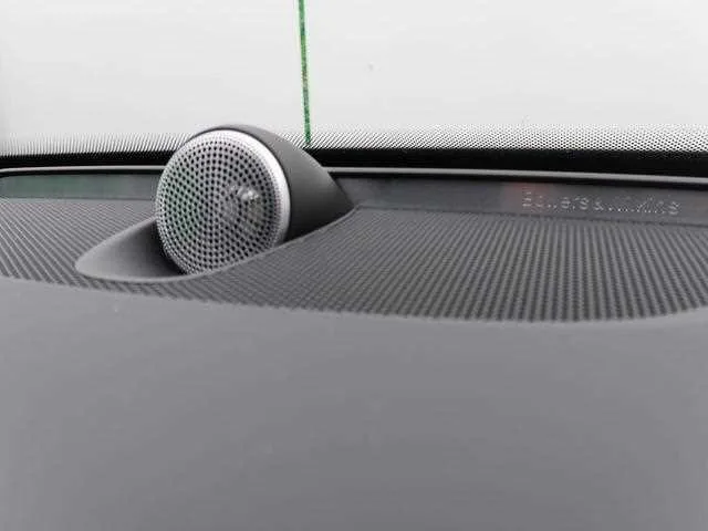 Volvo XC90 2024 — миниатюра 5