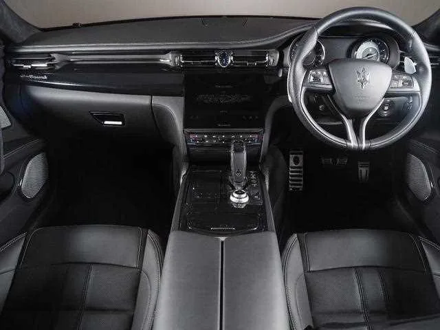 Maserati Quattroporte 2022 — миниатюра 5