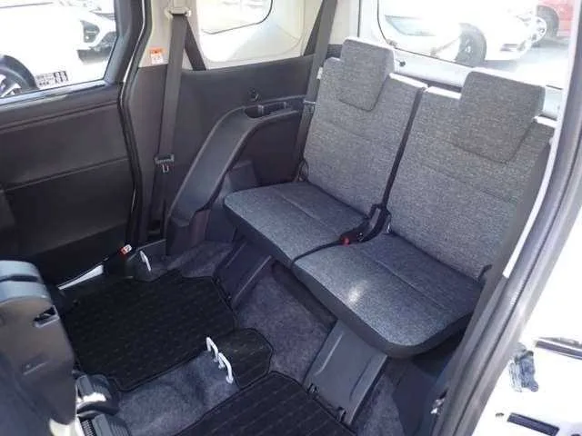 Toyota Sienta 2025 — миниатюра 4