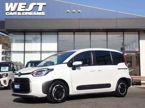 Toyota Sienta 2025 купить в Москве