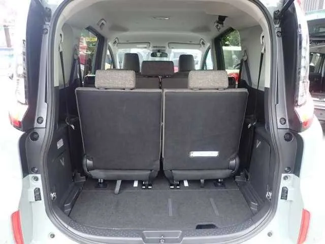 Toyota Sienta 2024 — миниатюра 4