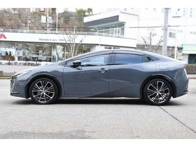 Toyota Prius 2023 — миниатюра 5