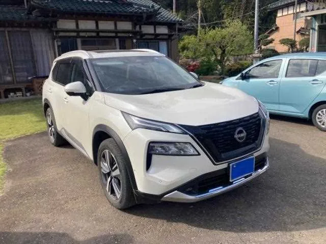 Nissan X-Trail 2023 — миниатюра 2