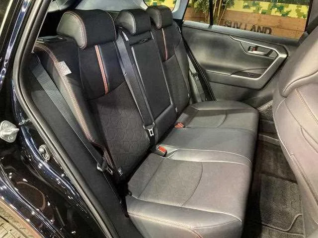 Toyota RAV4 2025 — миниатюра 4