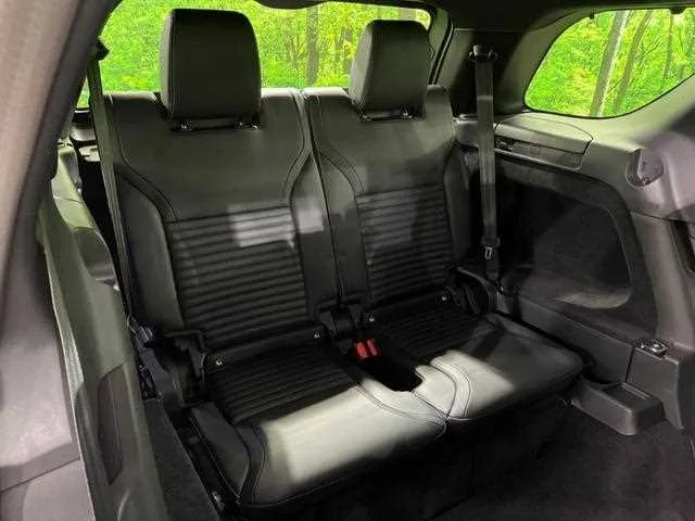 Land Rover Discovery 2025 — миниатюра 5