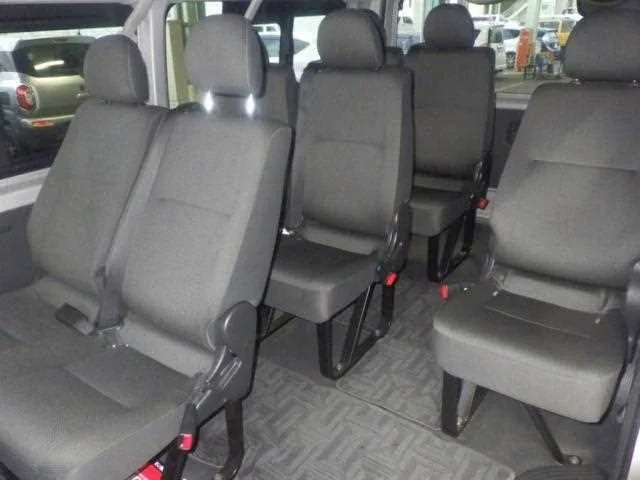 Toyota Hiace Wagon 2024 — миниатюра 4