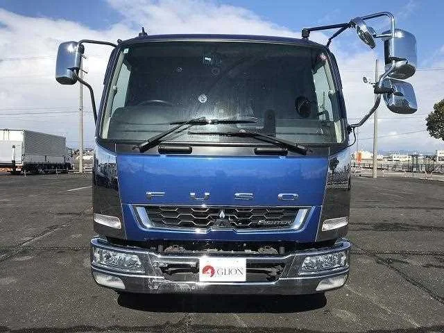 Mitsubishi Fuso Fighter 2022 — миниатюра 2