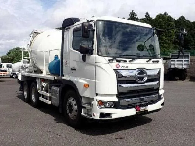 Hino Profia 2022 — фото 1, купить с доставкой в Москву