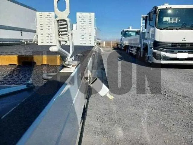 Mitsubishi Fuso Canter 2023 — миниатюра 3